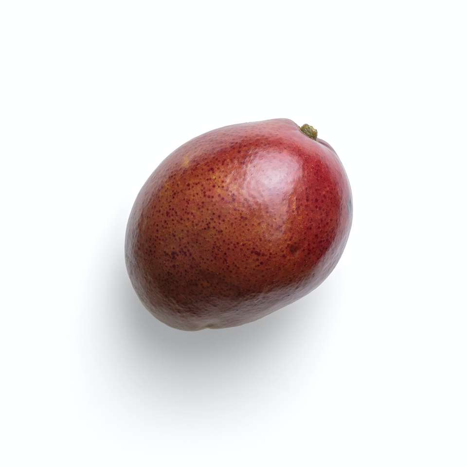 červené jablko na bílém povrchu online puzzle