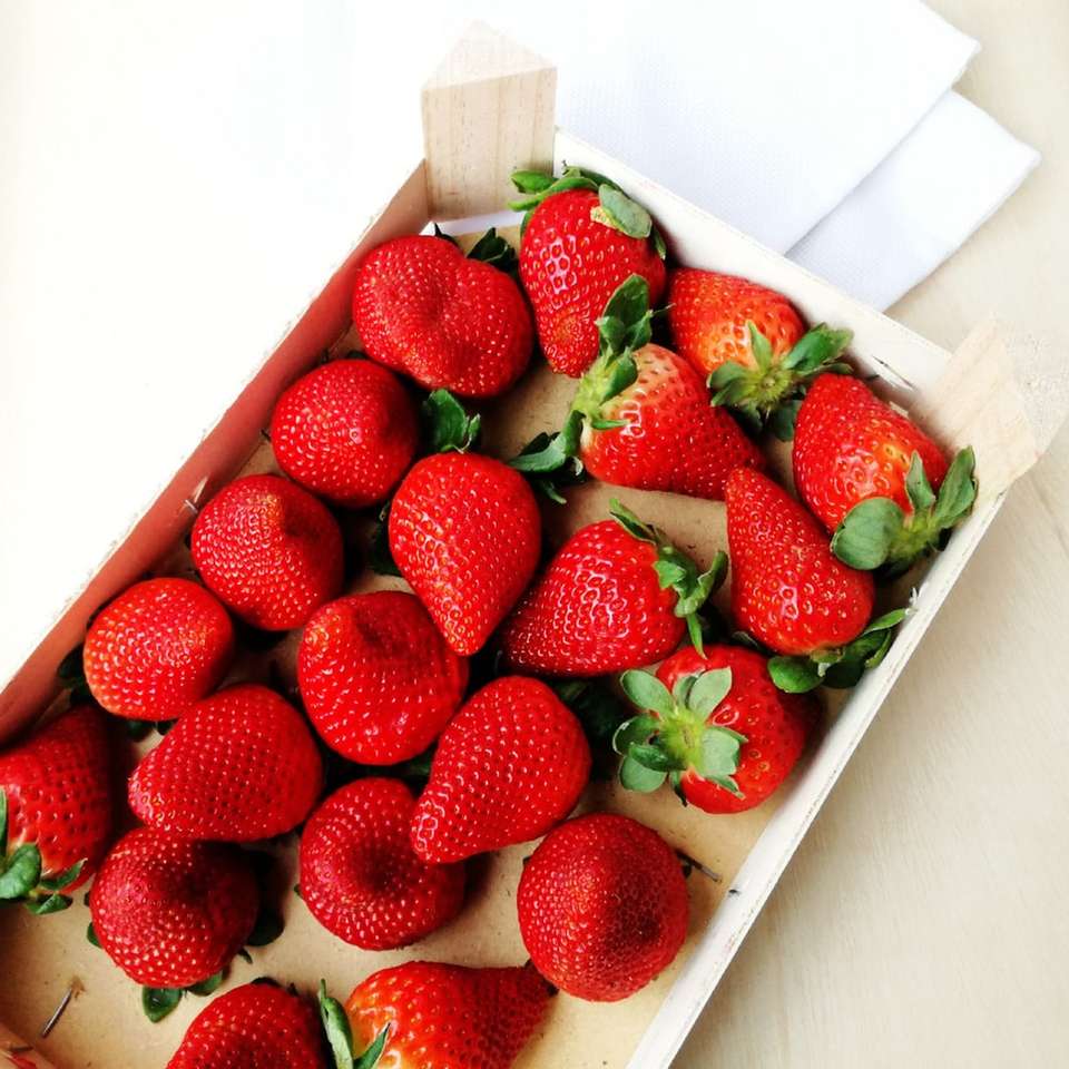 doos met aardbeien schuifpuzzel online