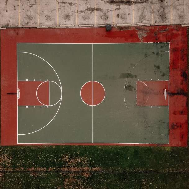 Campo da basket puzzle scorrevole online