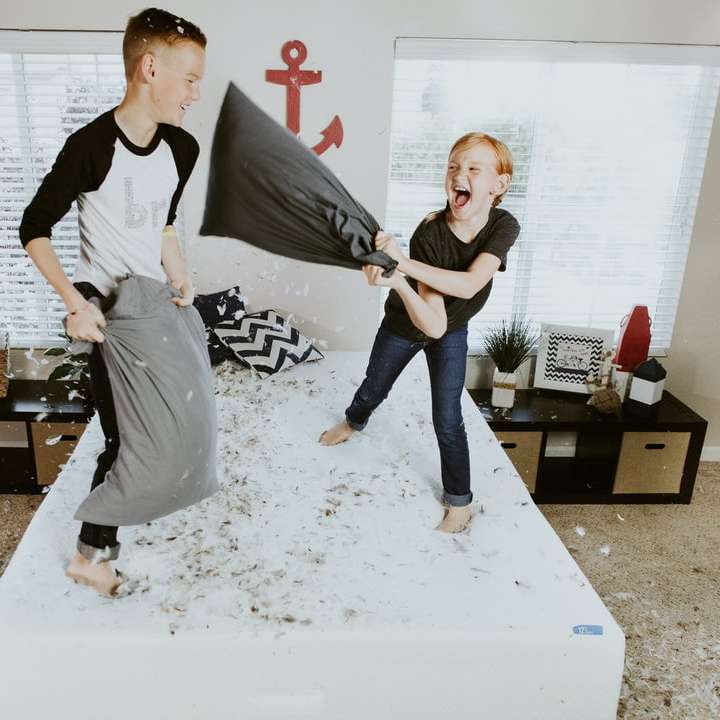 Sunday Morning Pillow Fight puzzle online