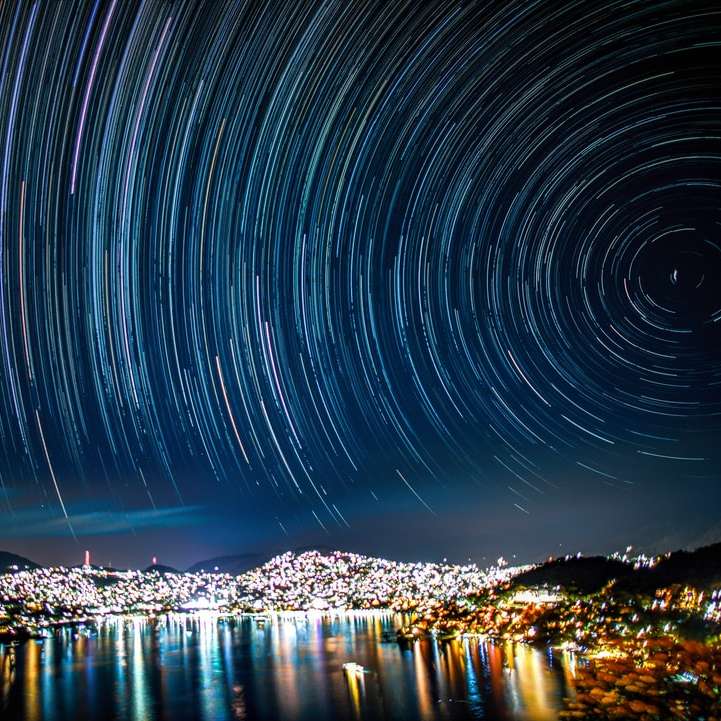 Звезди над Зихуатанехо плъзгащ се пъзел онлайн