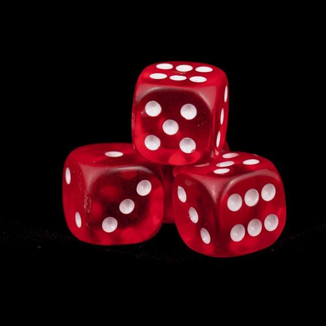 three red dice online puzzle
