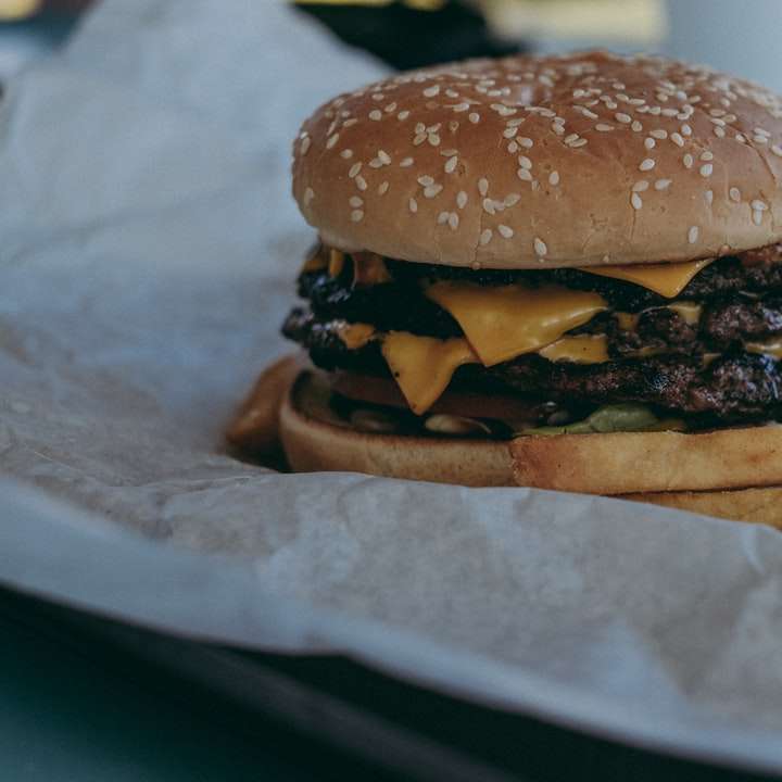 Cheeseburger sliding puzzle online