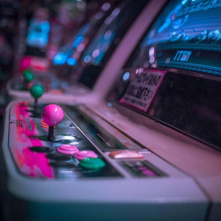 ενεργοποιημένες μηχανές arcade συρόμενο παζλ online