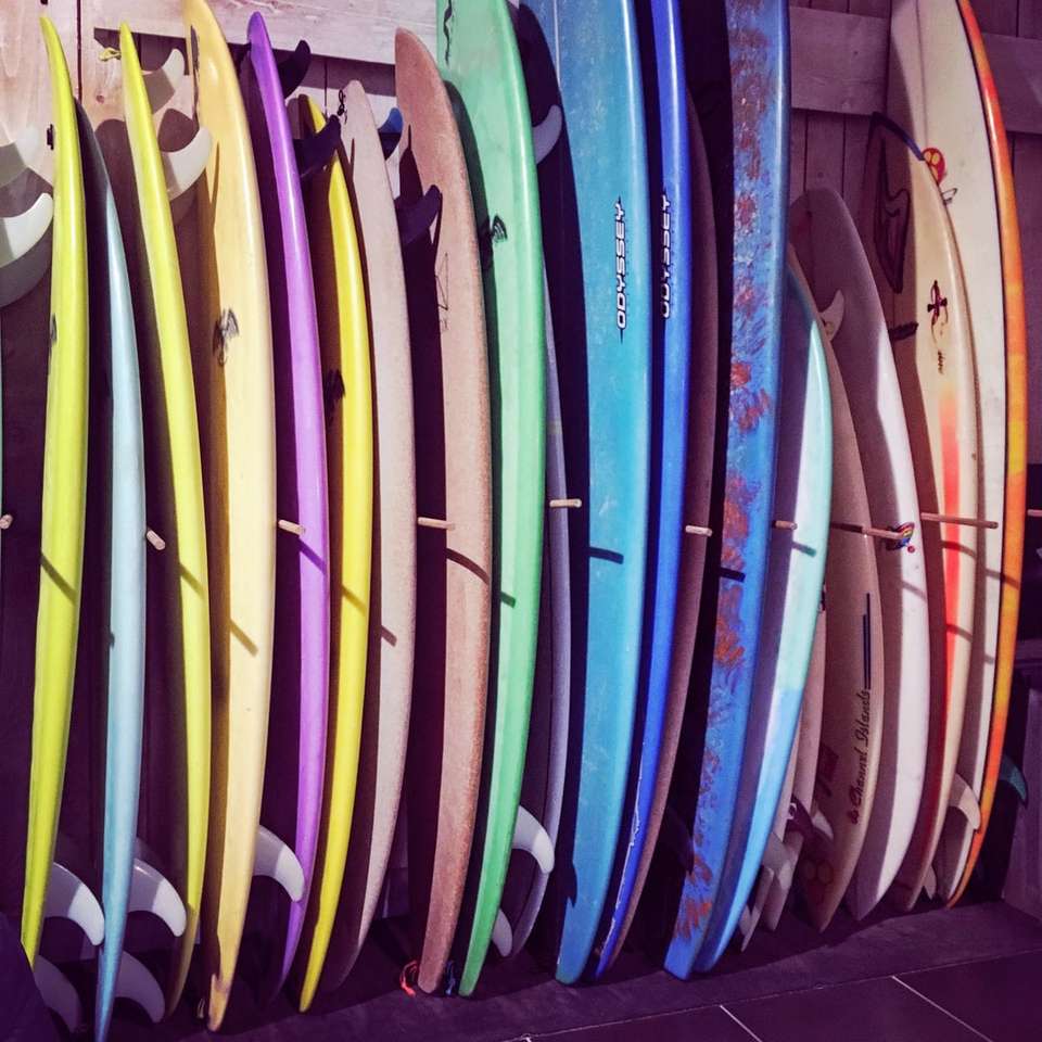 Planches de surf arc-en-ciel puzzle coulissant en ligne