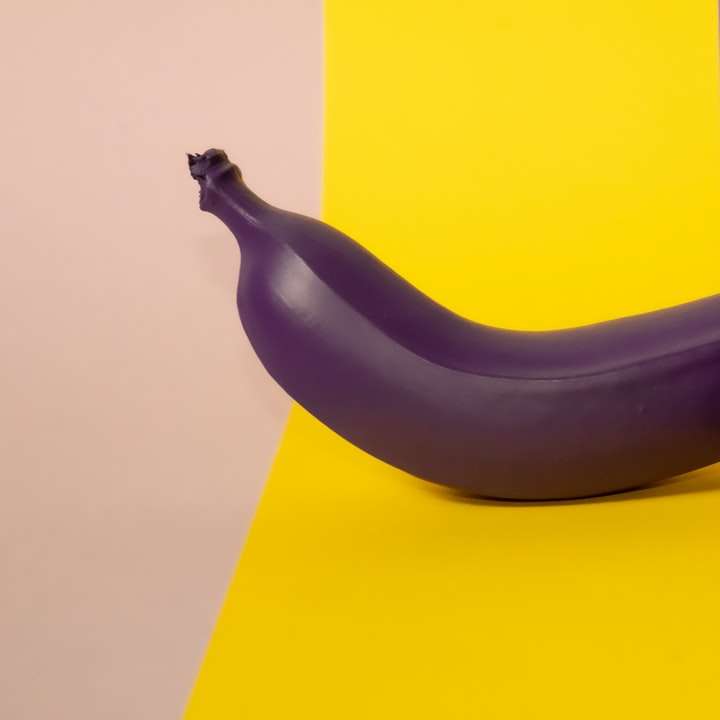 eine lila Bananenfrucht Online-Puzzle