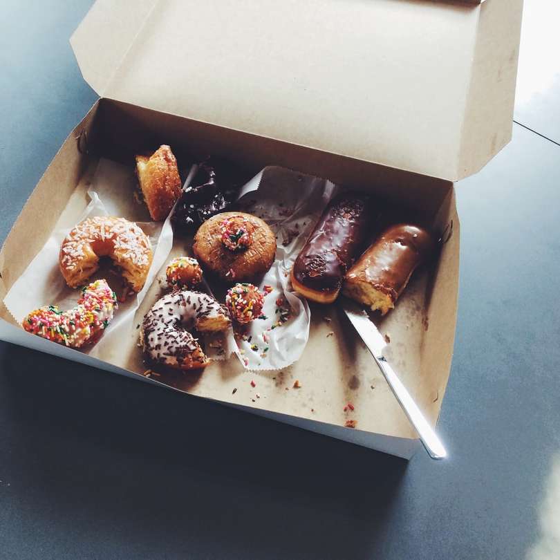 donuts op doos online puzzel