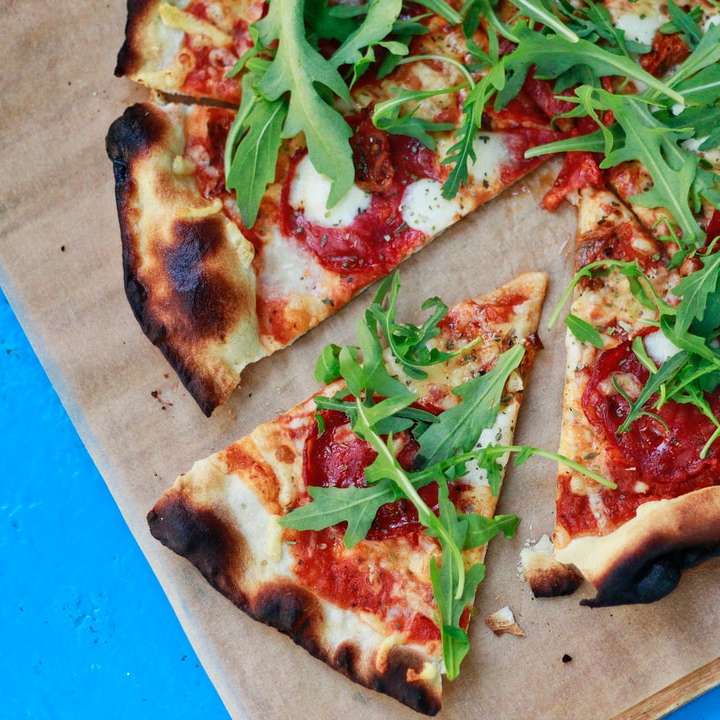 πίτσα με πεπερόνι συρόμενο παζλ online