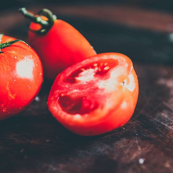 Tomat!! glidande pussel online