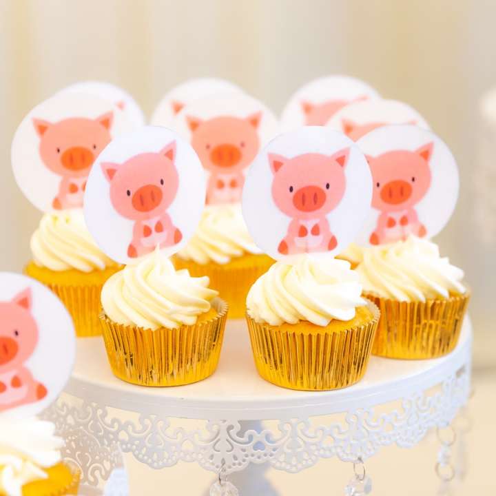 cupcakes στο ράφι συρόμενο παζλ online