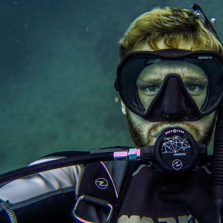 26μ κάτω από τη θάλασσα συρόμενο παζλ online