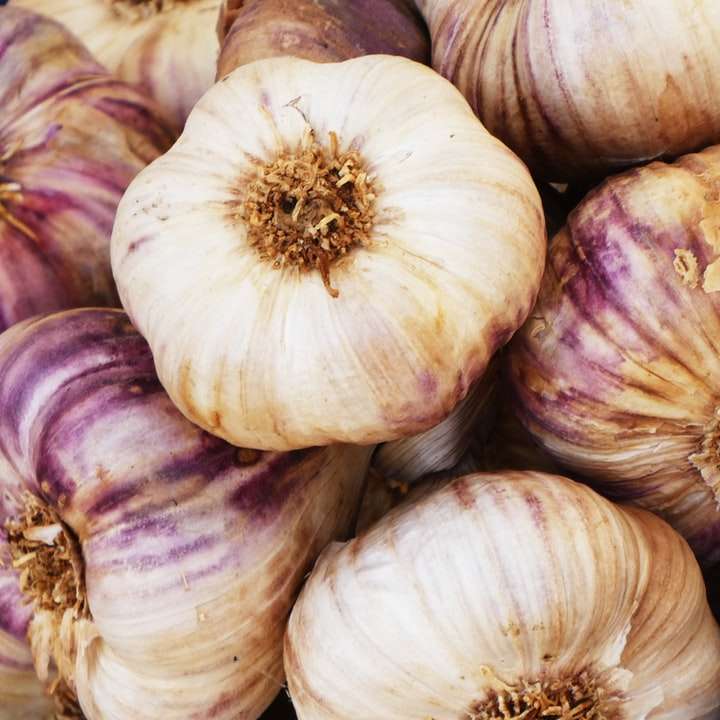 bulb of garlics sliding puzzle online