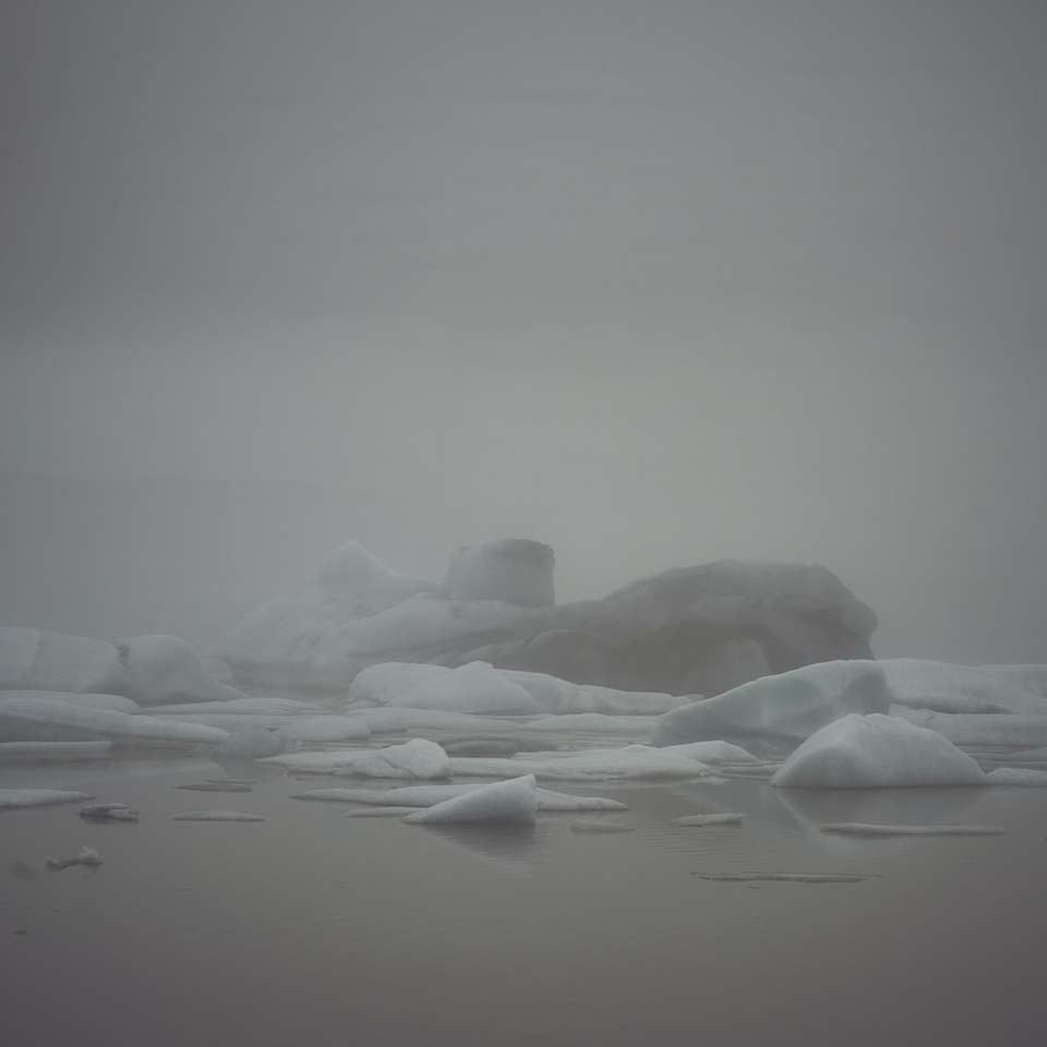 溶ける氷山 スライディングパズル・オンライン