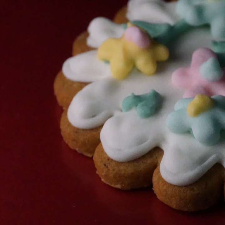 Імбирне печиво розсувний пазл онлайн
