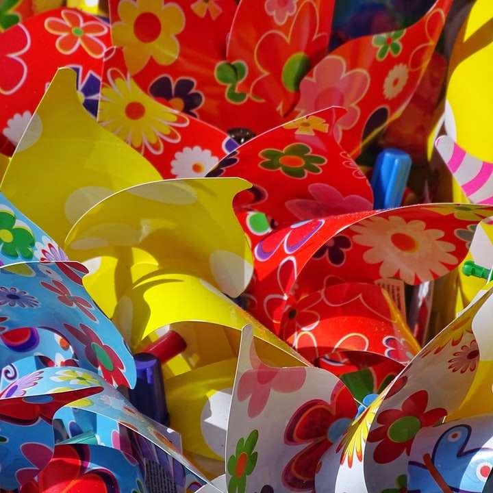czerwony, żółty i niebieski parasol kwiatowy puzzle online