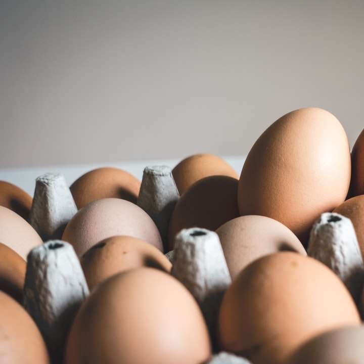 Eggs Romance glidande pussel online