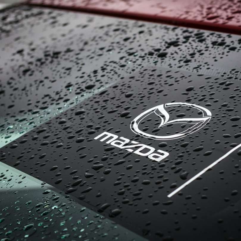 Логотип Mazda онлайн пазл