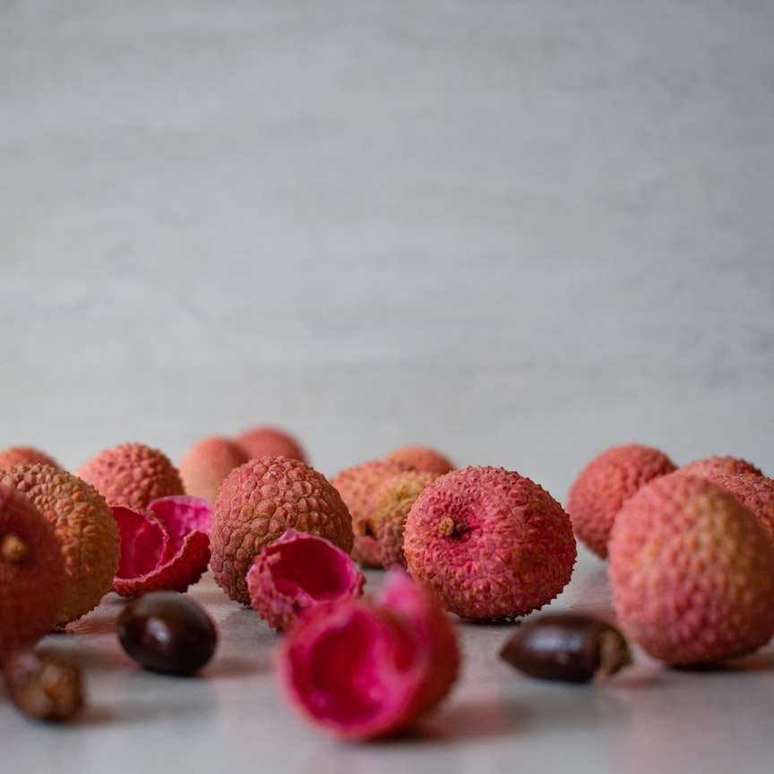 lychee berries with peel and pit sliding puzzle online