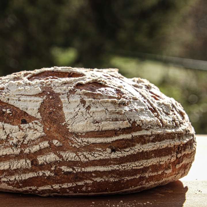Хляб със закваска - селски плъзгащ се пъзел онлайн