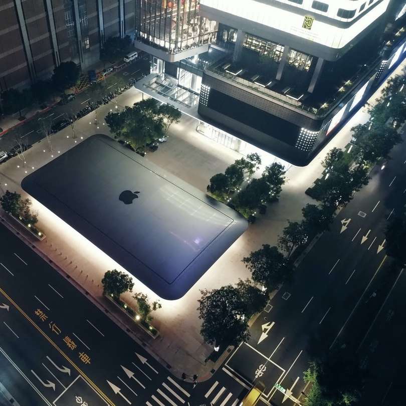 Apple Xinyi A13, Taipei glidande pussel online