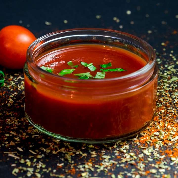 Färsk tomatsås glidande pussel online