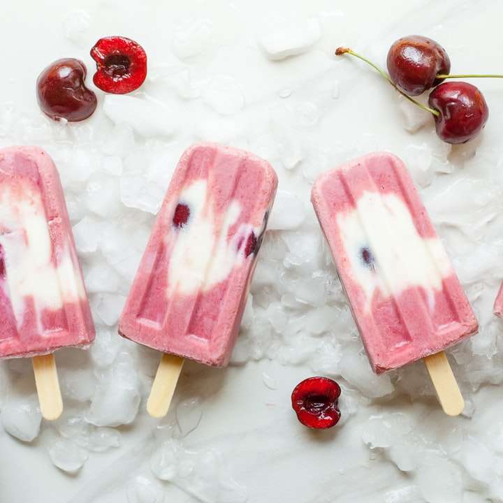 Вишневе фруктове морожено розсувний пазл онлайн
