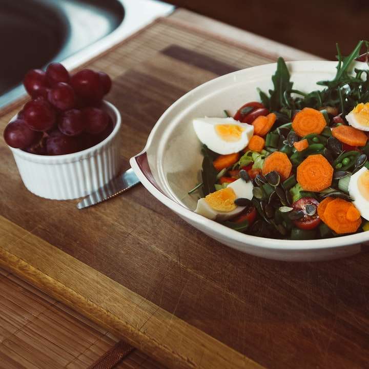 Salada para o jantar puzzle deslizante online