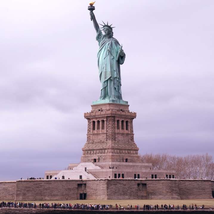 Статуя Свободы онлайн-пазл