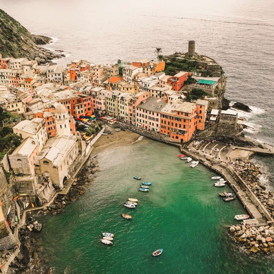Cinque Terre, Itália puzzle deslizante online