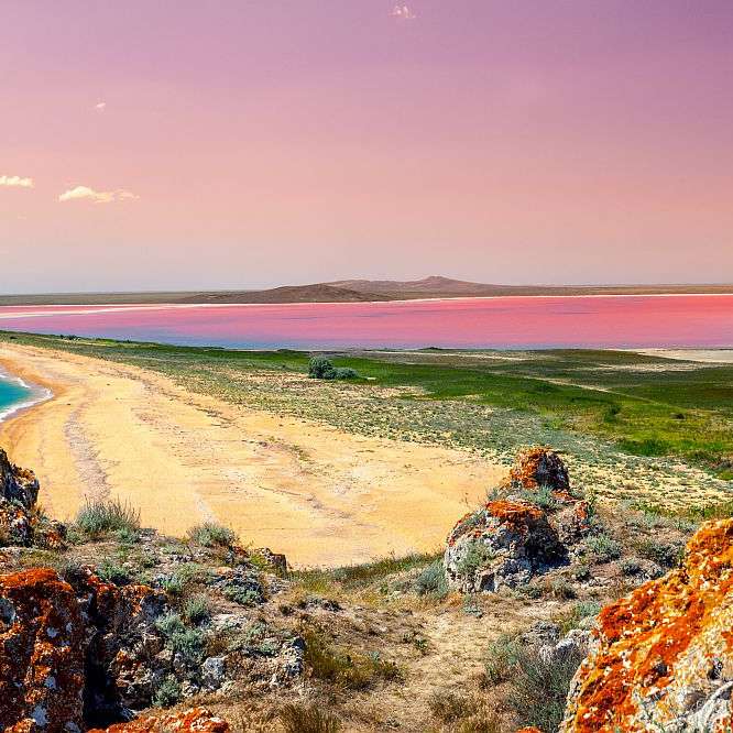 Pink Lake, Australia alunecare puzzle online