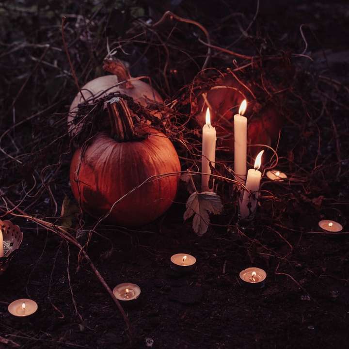 Pumpkins with candles sliding puzzle online