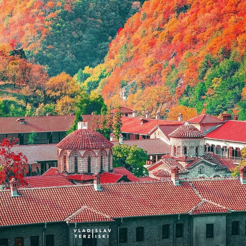 autumn over the Bachkovo monastery sliding puzzle online