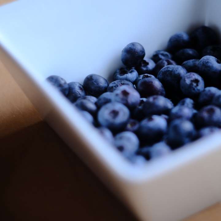 Blueberries. simple, fresh. sliding puzzle online