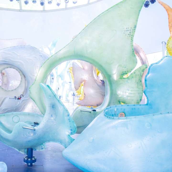 brinquedo inflável animal azul e branco puzzle deslizante online