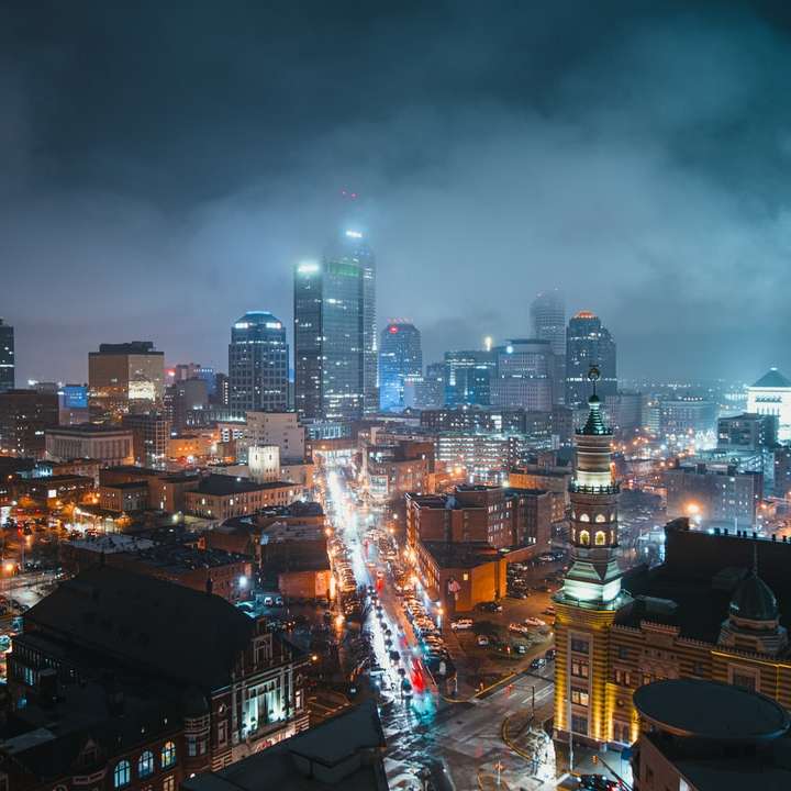 bird's eye view fotografie van verlichte stad schuifpuzzel online