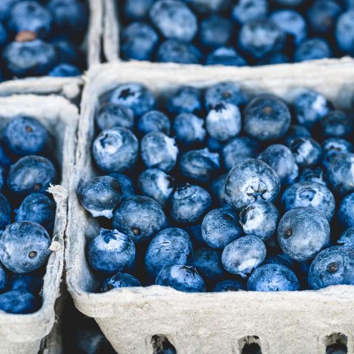 blueberries fruit online puzzle