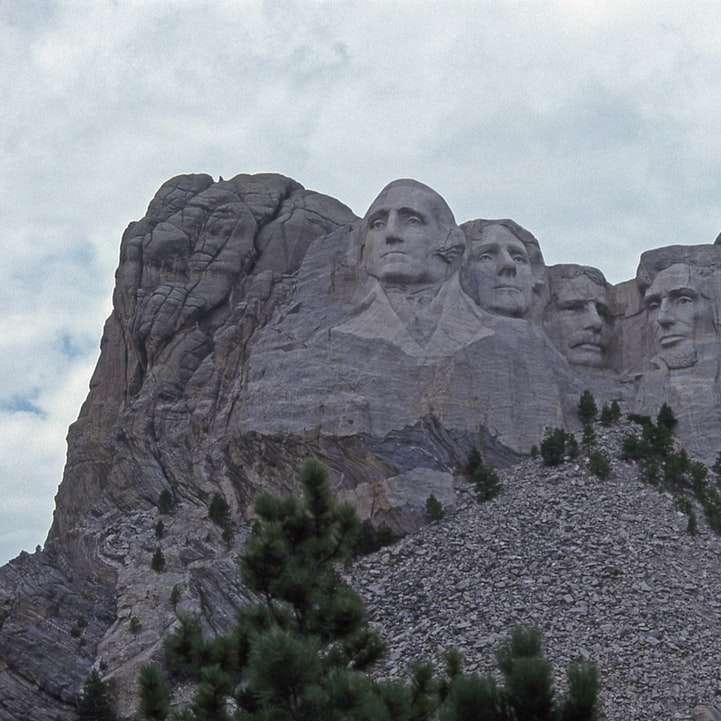 Εθνικό μνημείο Mount Rushmore, Νότια Ντακότα online παζλ