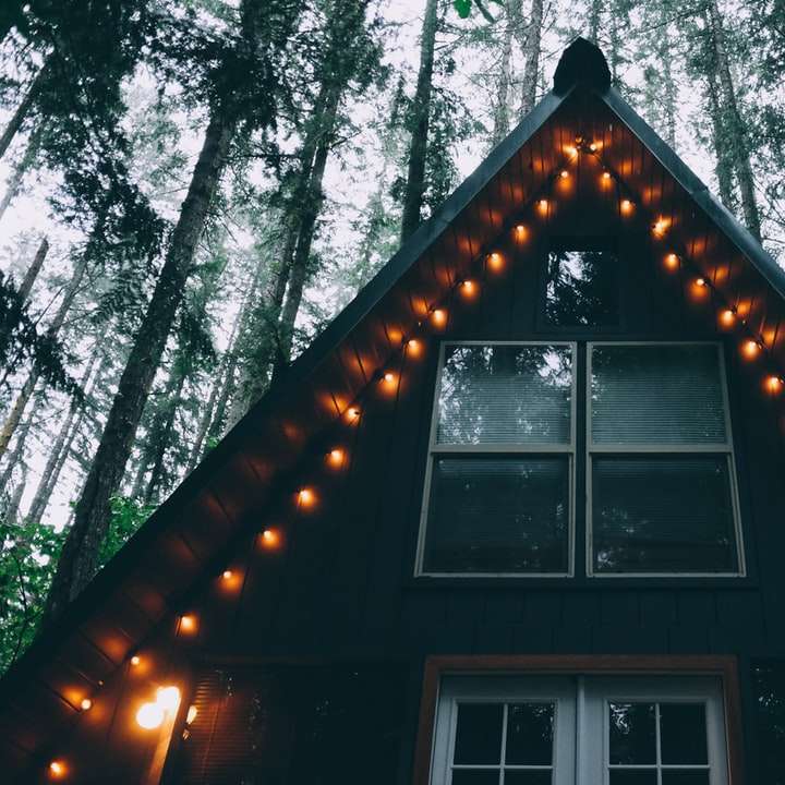 house with string lights sliding puzzle online