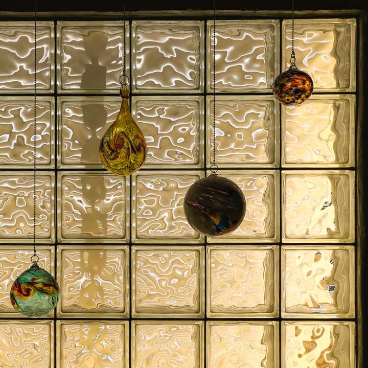 szkło w kolorze brązowym i niebieskim puzzle przesuwne online