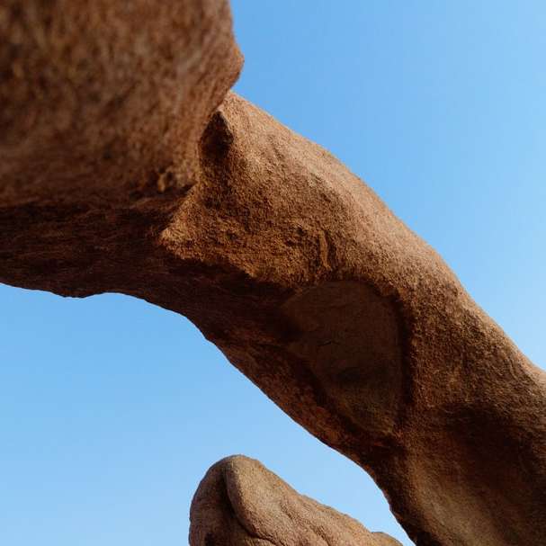 nappali kék ég alatt barna sziklaképződés csúszó puzzle online