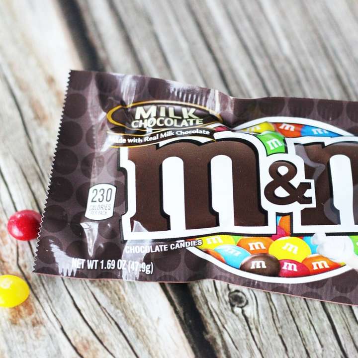 m ms confezione di cioccolato puzzle scorrevole online