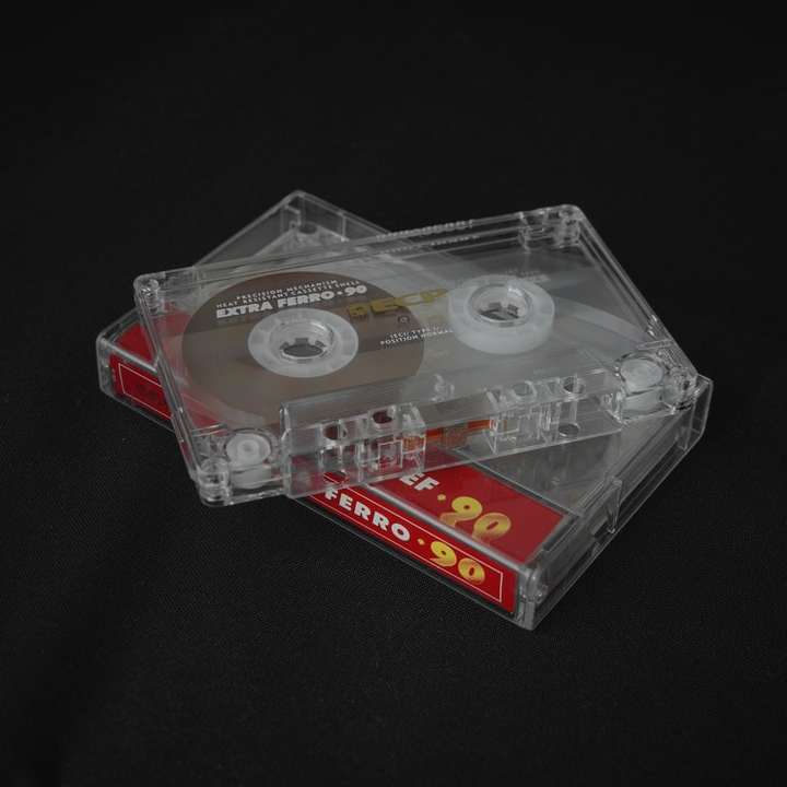 svartvitt kassettband glidande pussel online