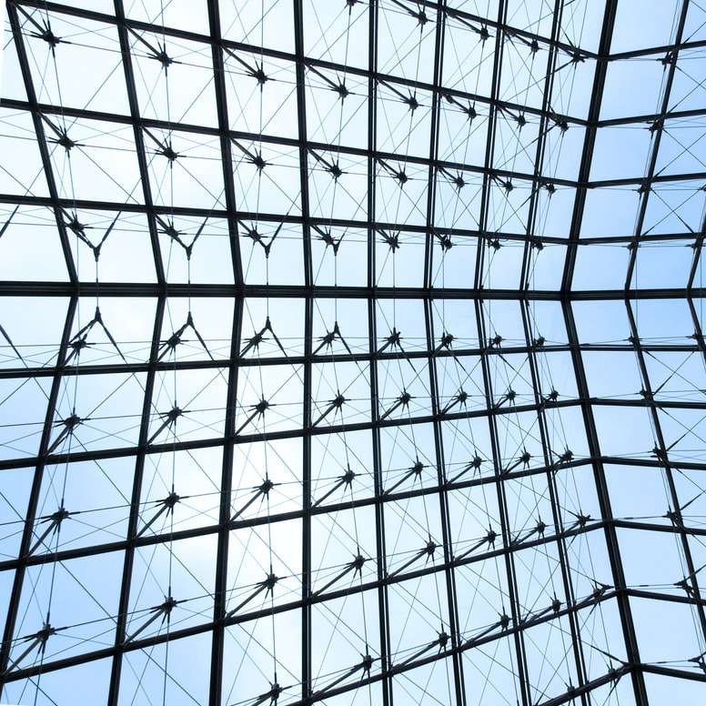 tetto in vetro con struttura in metallo nero puzzle scorrevole online