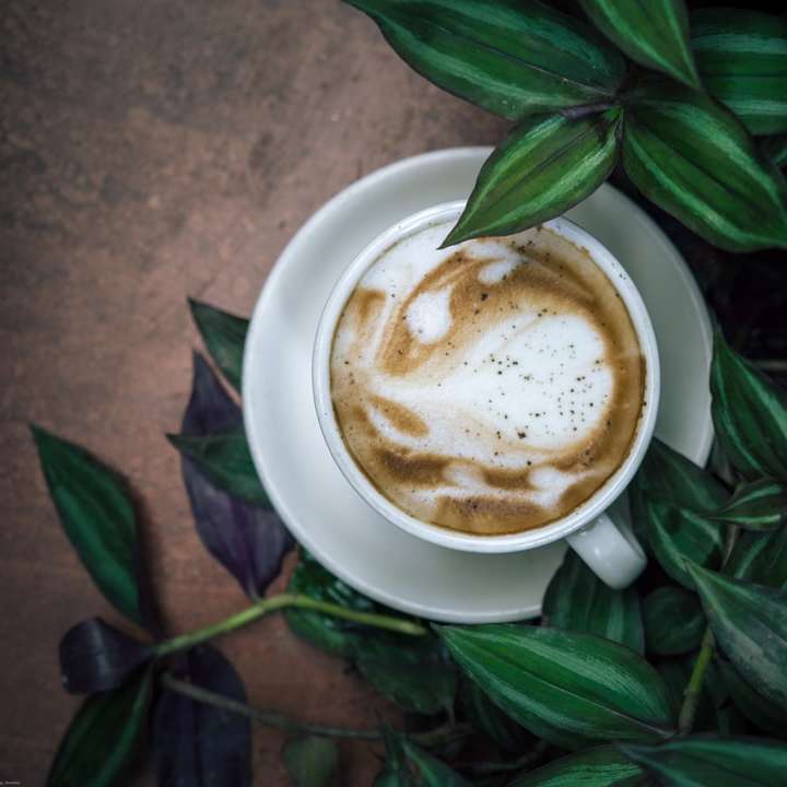 witte keramische mok met koffie schuifpuzzel online