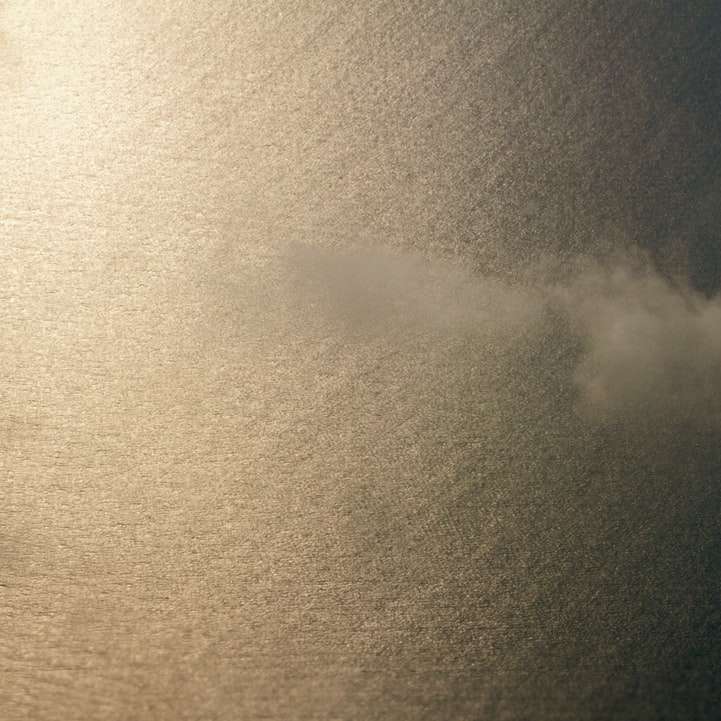 weiße Wolken und blauer Himmel Schiebepuzzle online