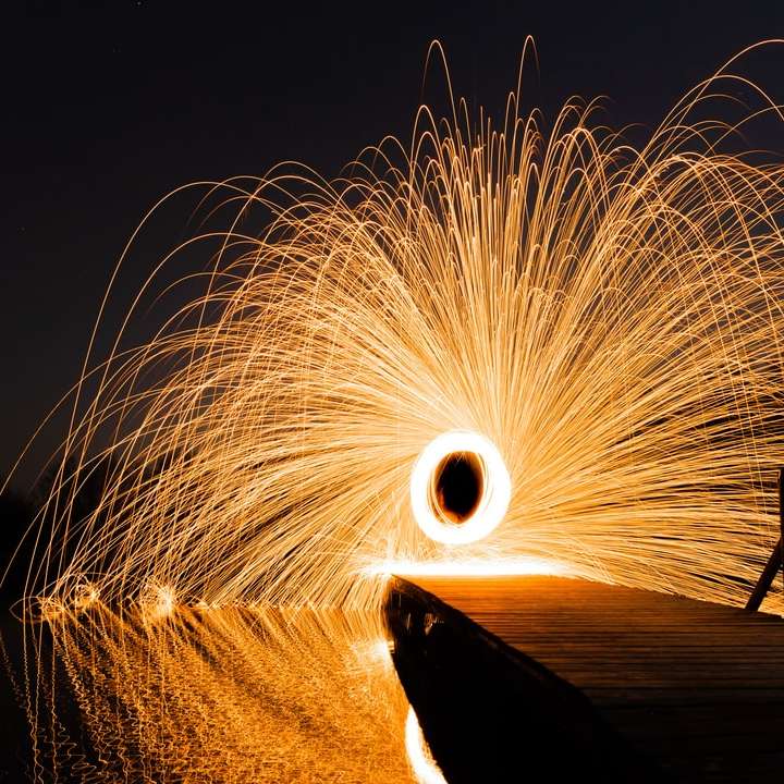 Zeitrafferfotografie von Feuerwerkskörpern Online-Puzzle