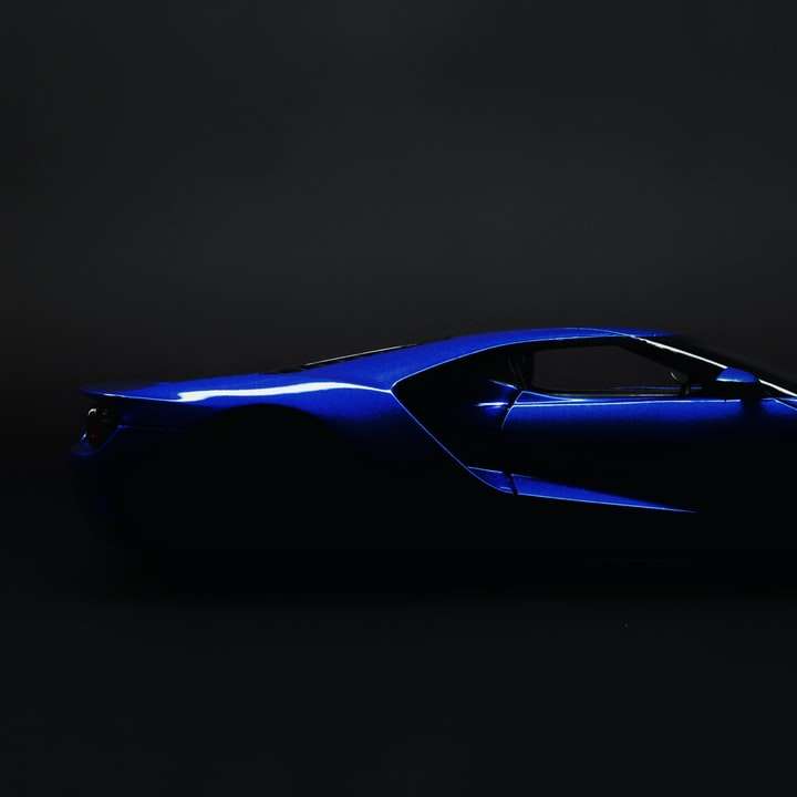 синьо-чорний спортивний автомобіль онлайн пазл