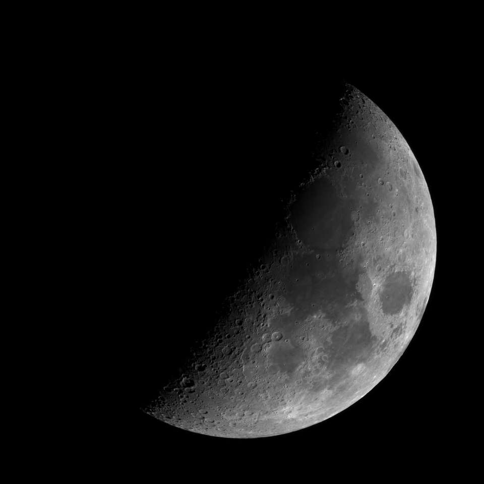 grijswaardenfoto van volle maan schuifpuzzel online