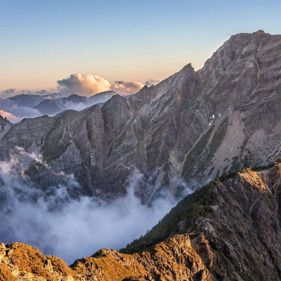 Βουνά στην Ταϊβάν online παζλ