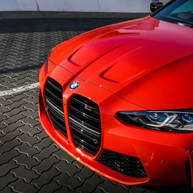 Червено BMW M 3 купе онлайн пъзел